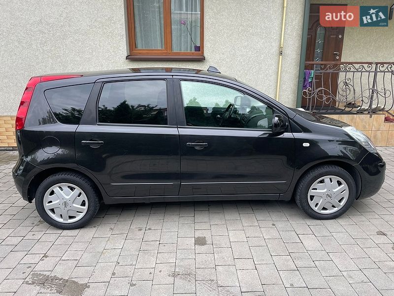 Хэтчбек Nissan Note 2006 в Ивано-Франковске