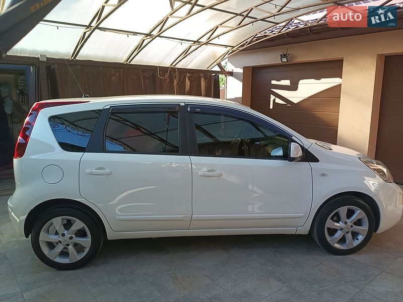 Хетчбек Nissan Note 2010 в Борисполі