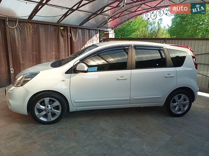 Хетчбек Nissan Note 2010 в Борисполі