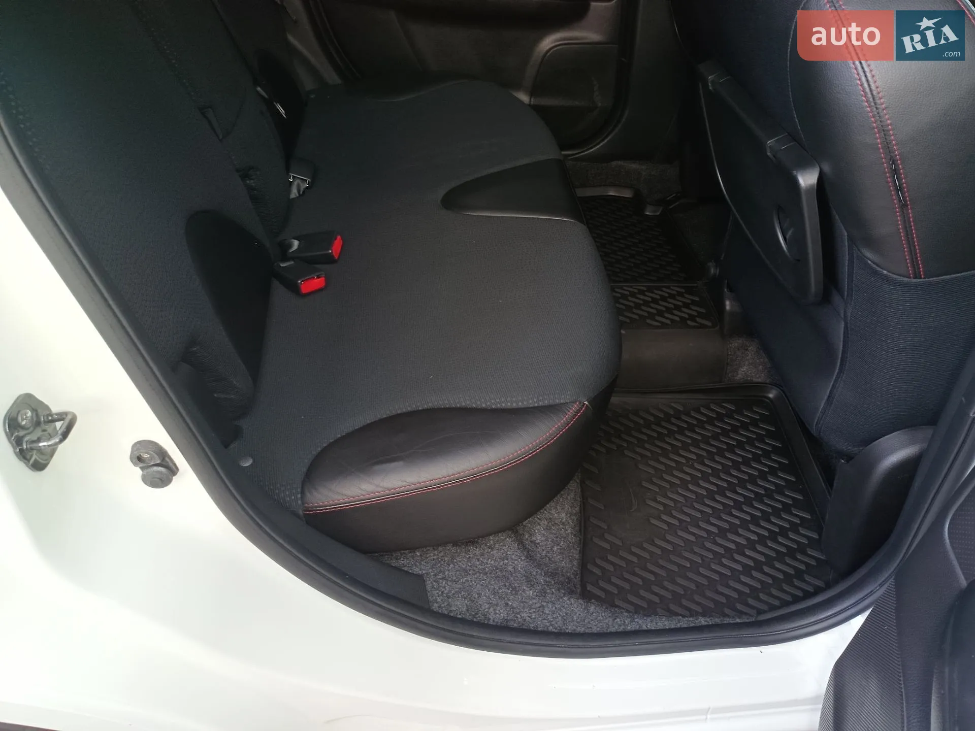 2010 Nissan Note - мініатюра 22