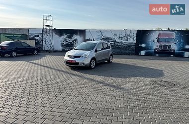 Хэтчбек Nissan Note 2010 в Одессе