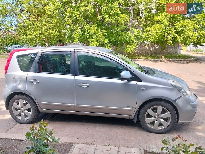 Хэтчбек Nissan Note 2008 в Николаеве
