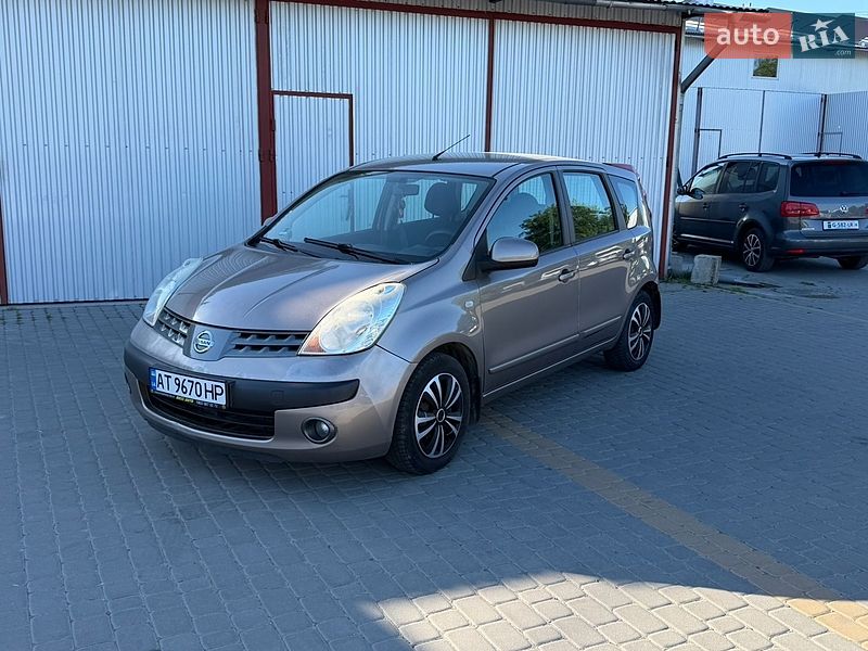 Хэтчбек Nissan Note 2007 в Коломые