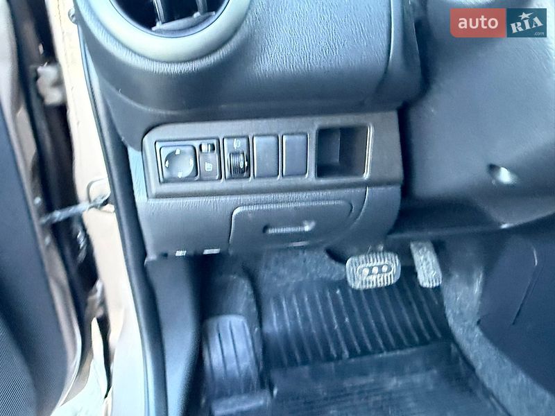 Хэтчбек Nissan Note 2007 в Коломые