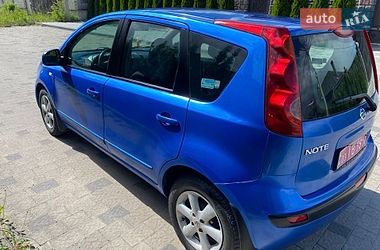 Хэтчбек Nissan Note 2006 в Ровно