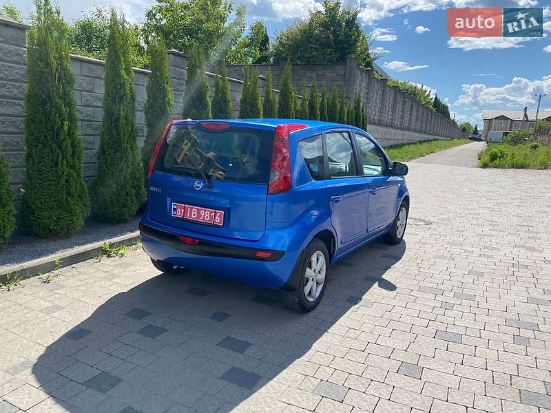 Хэтчбек Nissan Note 2006 в Ровно