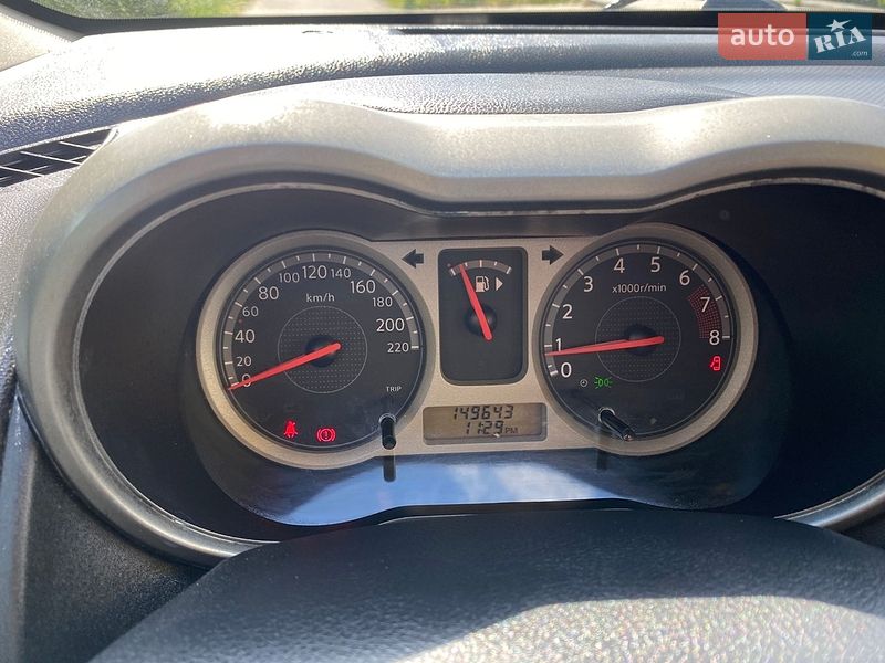 Хэтчбек Nissan Note 2006 в Ровно