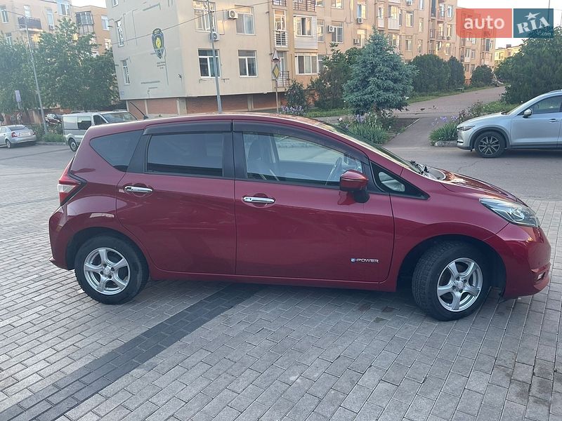 Хэтчбек Nissan Note 2017 в Одессе