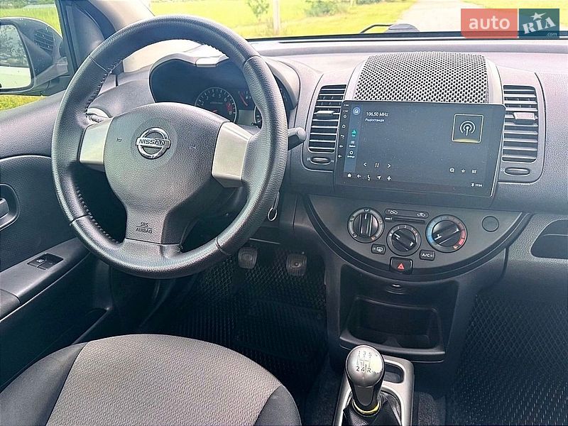 Хэтчбек Nissan Note 2012 в Киеве