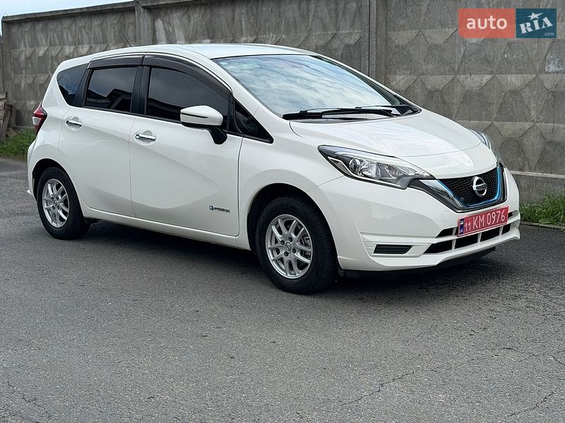 Хетчбек Nissan Note 2017 в Києві
