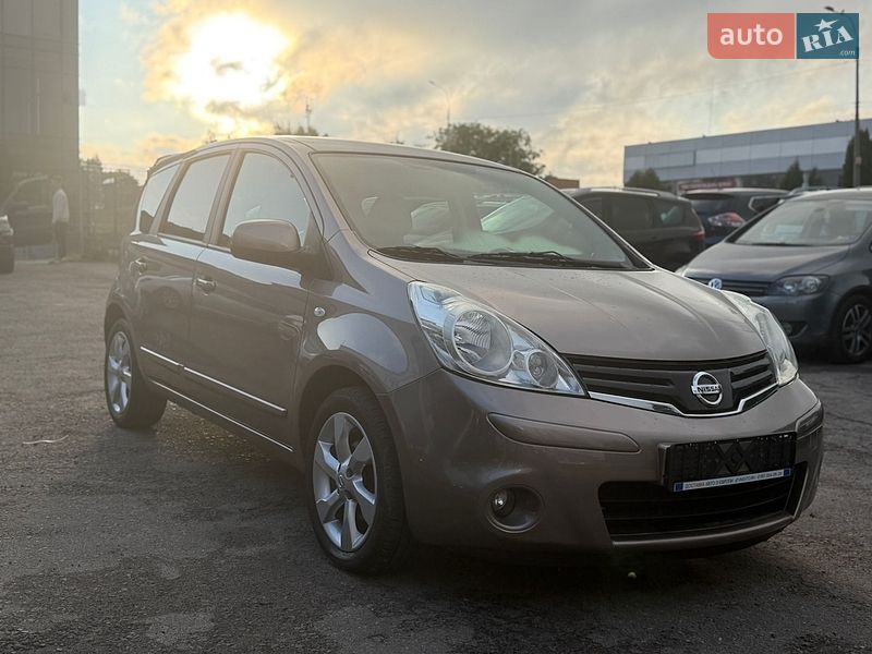 2010 Nissan Note, VIN SJNFCAE11U2004732:plate — фото 1 (autoria)