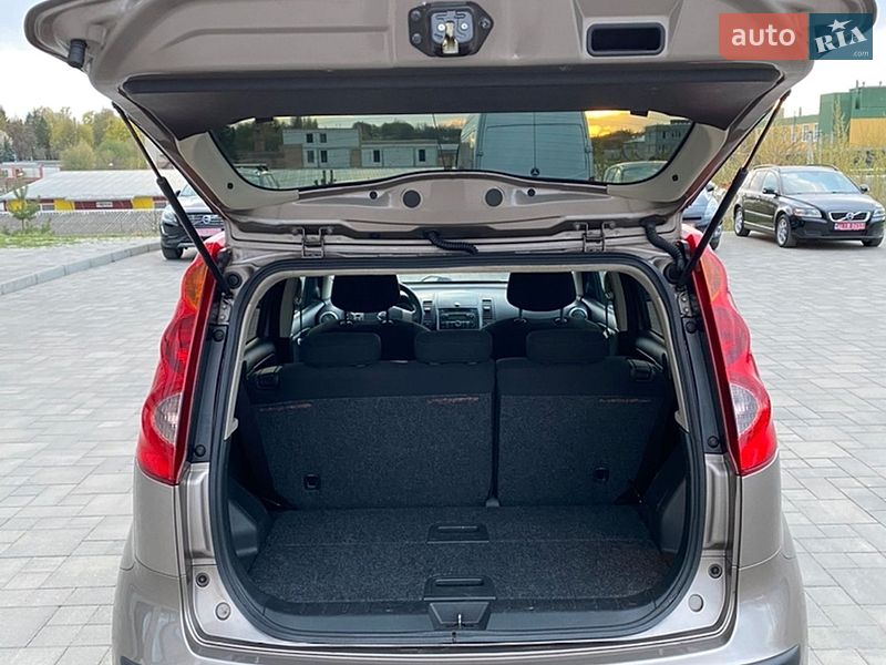 Хэтчбек Nissan Note 2007 в Ровно