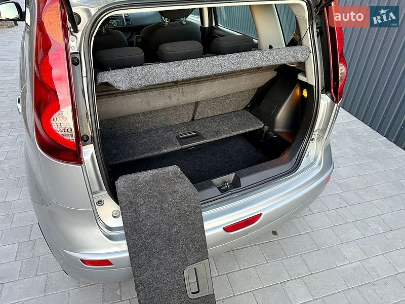 Хетчбек Nissan Note 2009 в Вінниці