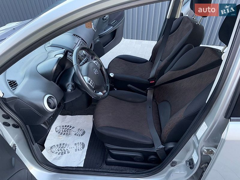 Хетчбек Nissan Note 2009 в Вінниці