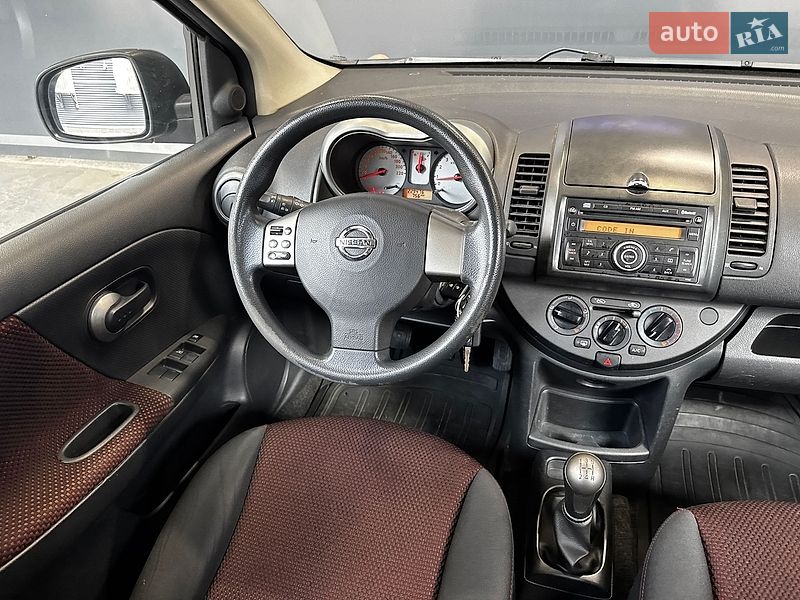 Хэтчбек Nissan Note 2008 в Киеве фото 23 Хэтчбек Nissan Note 2008 в Киеве