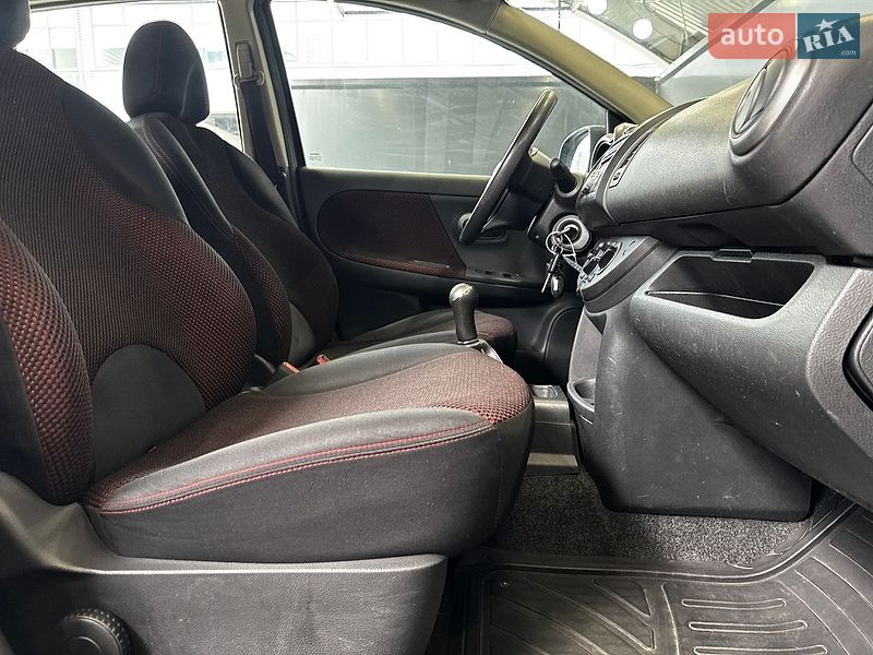 Хэтчбек Nissan Note 2008 в Киеве фото 29 Хэтчбек Nissan Note 2008 в Киеве