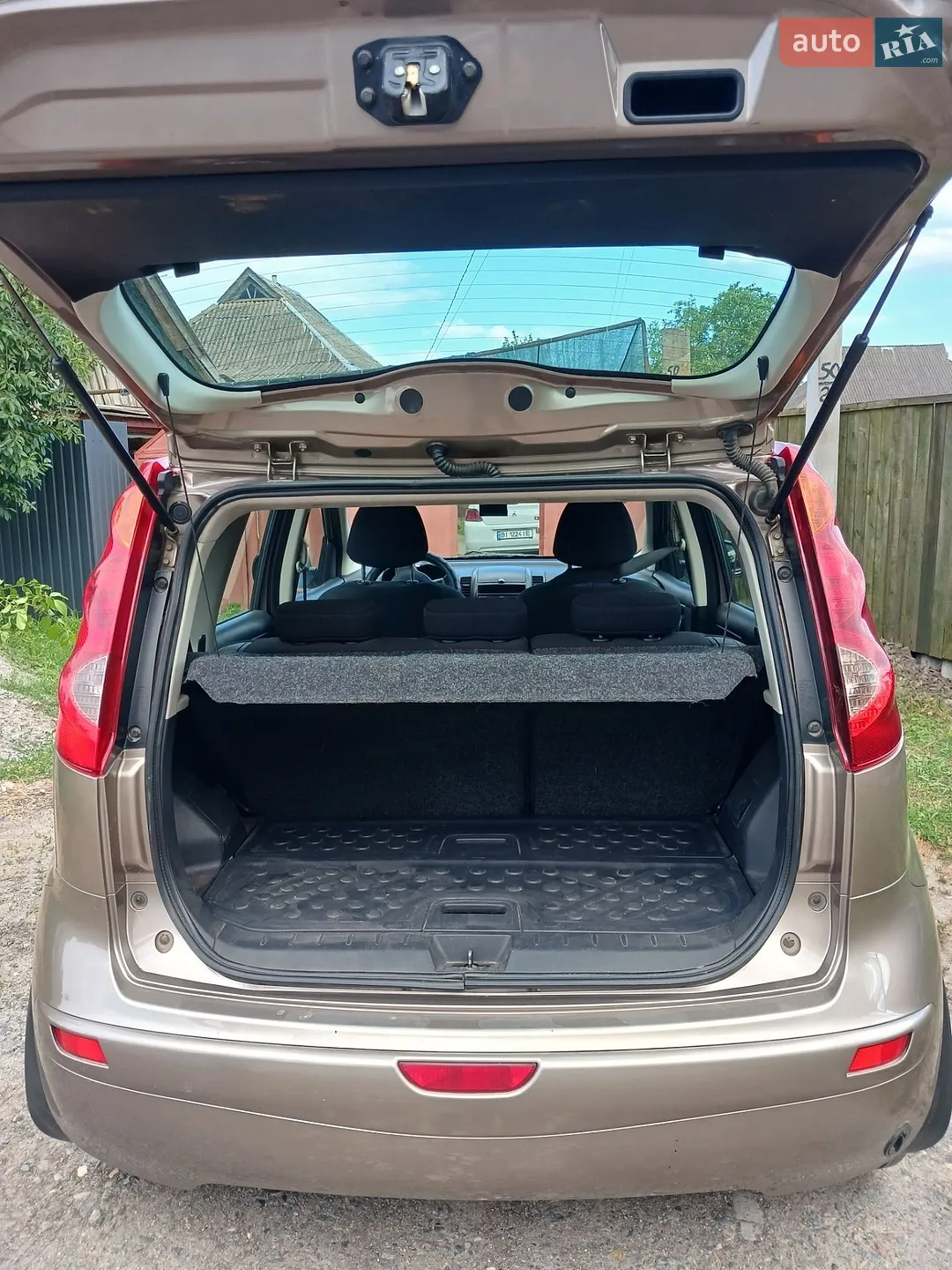 2010 Nissan Note - мініатюра 5