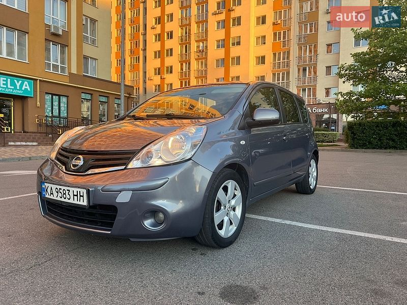 Хетчбек Nissan Note 2010 в Вишневому