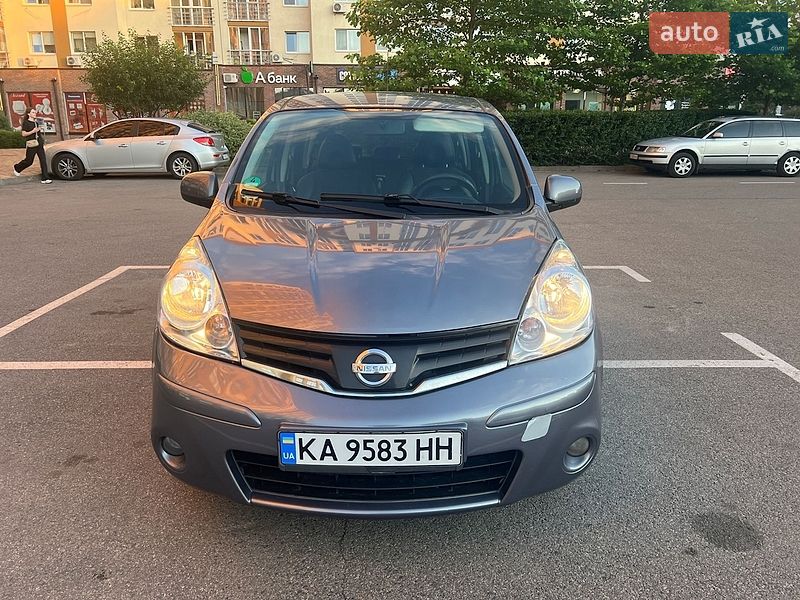 Хетчбек Nissan Note 2010 в Вишневому