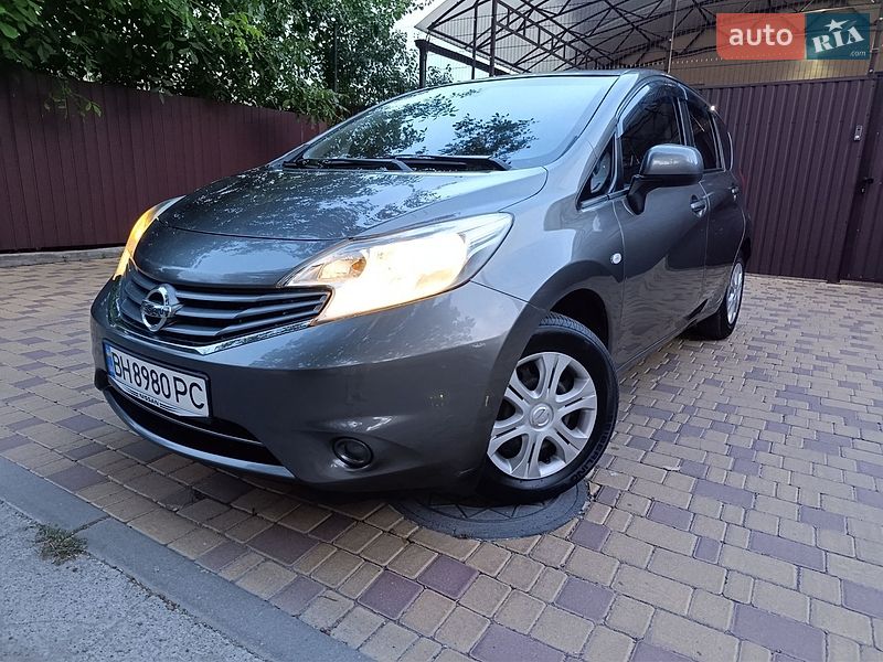 Хетчбек Nissan Note 2012 в Одесі