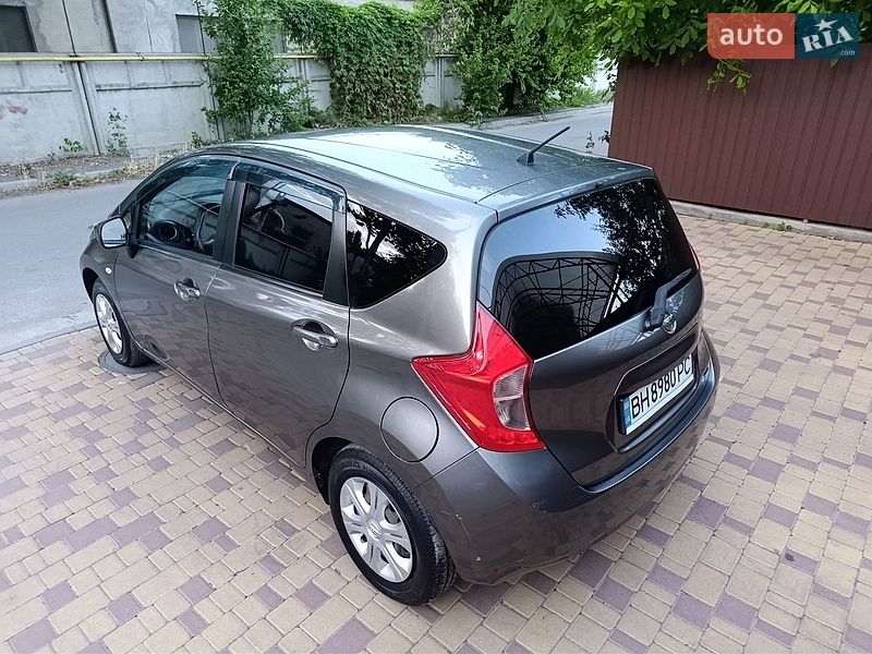 Хетчбек Nissan Note 2012 в Одесі