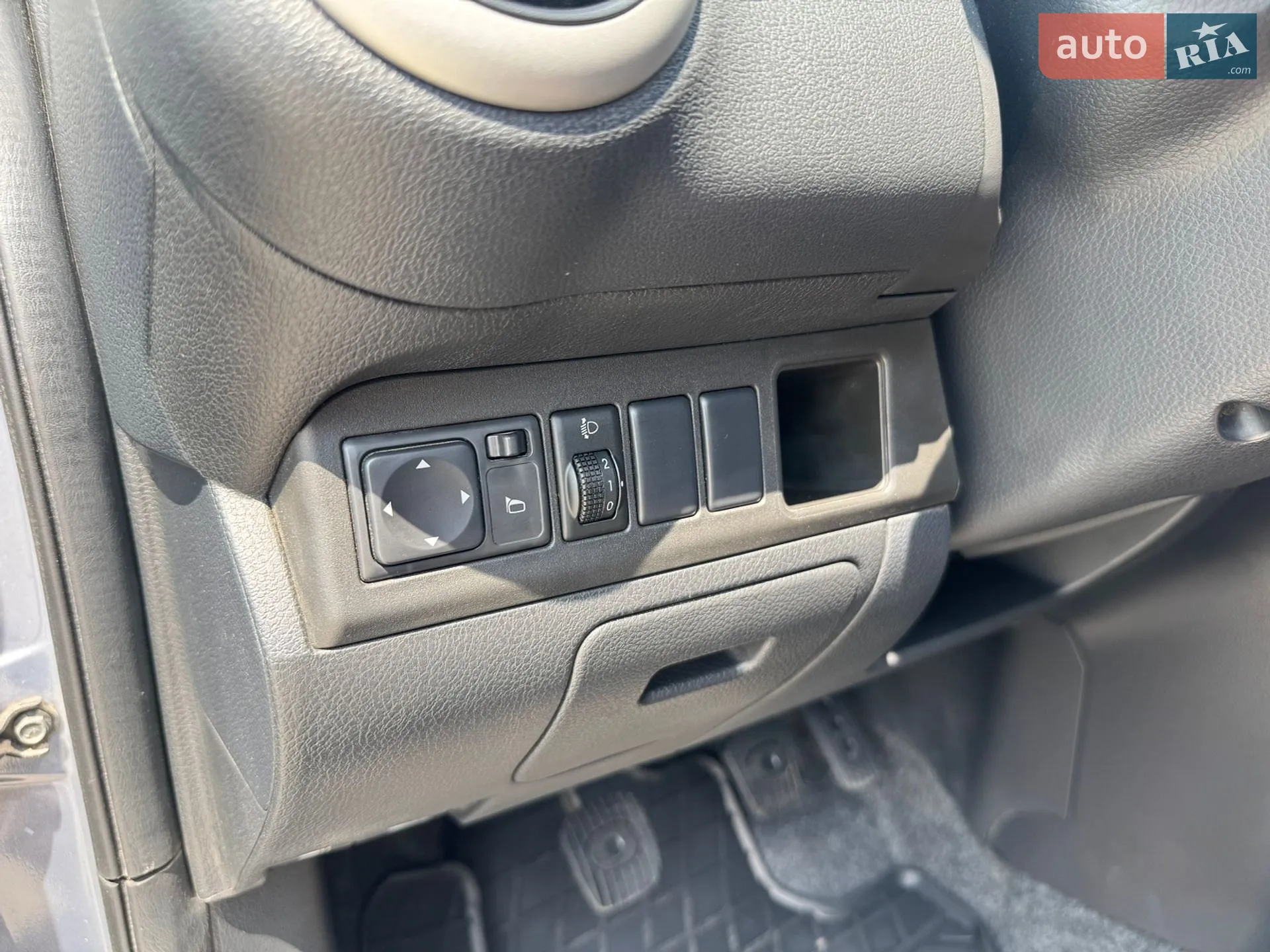2011 Nissan Note - мініатюра 24