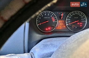 Хэтчбек Nissan Note 2010 в Киеве