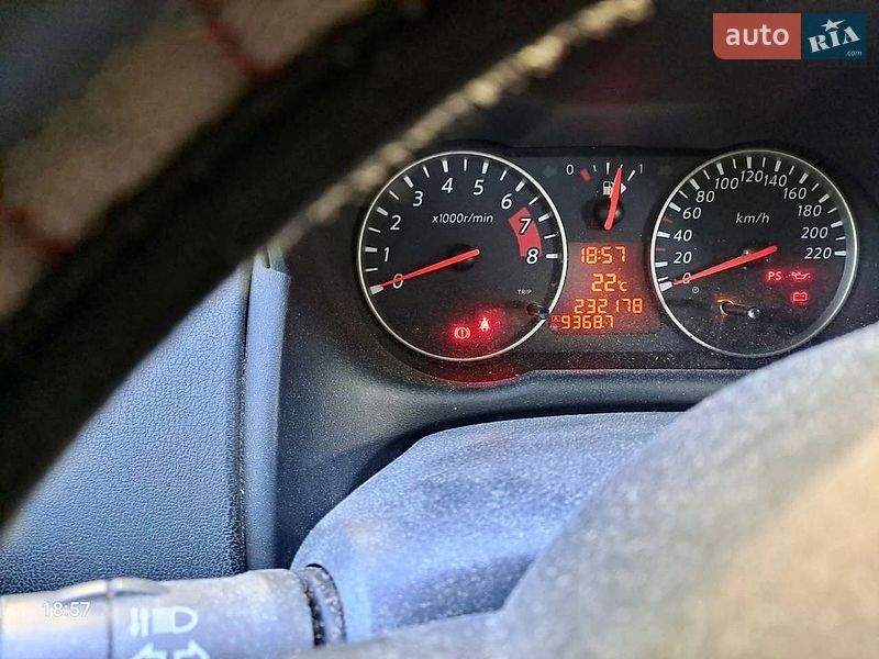 Хэтчбек Nissan Note 2010 в Киеве