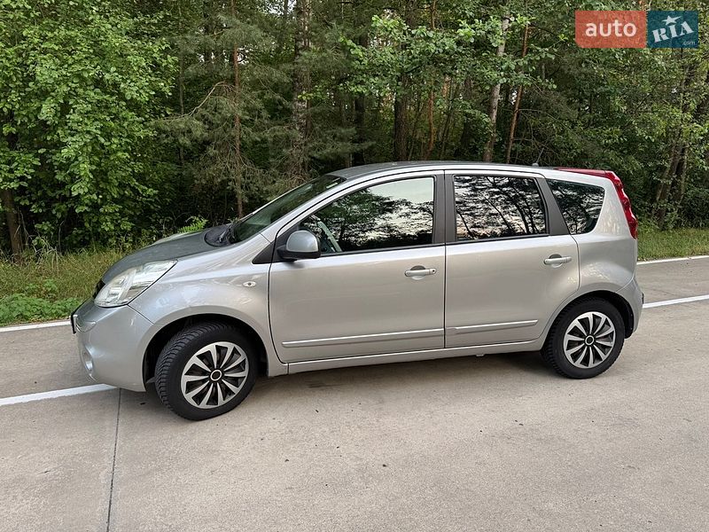 Хетчбек Nissan Note 2009 в Славуті фото 4 Хетчбек Nissan Note 2009 в Славуті