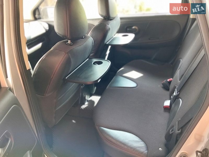 Хетчбек Nissan Note 2008 в Полтаві