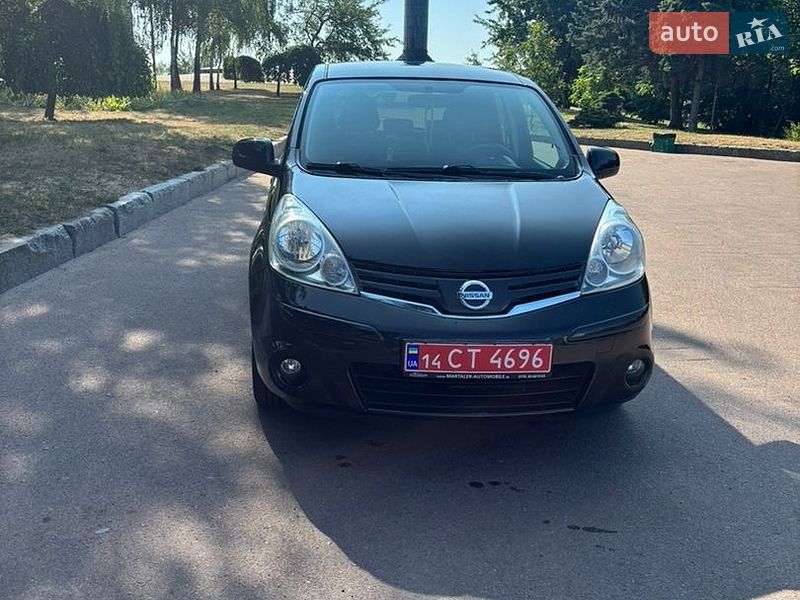 Хэтчбек Nissan Note 2010 в Житомире