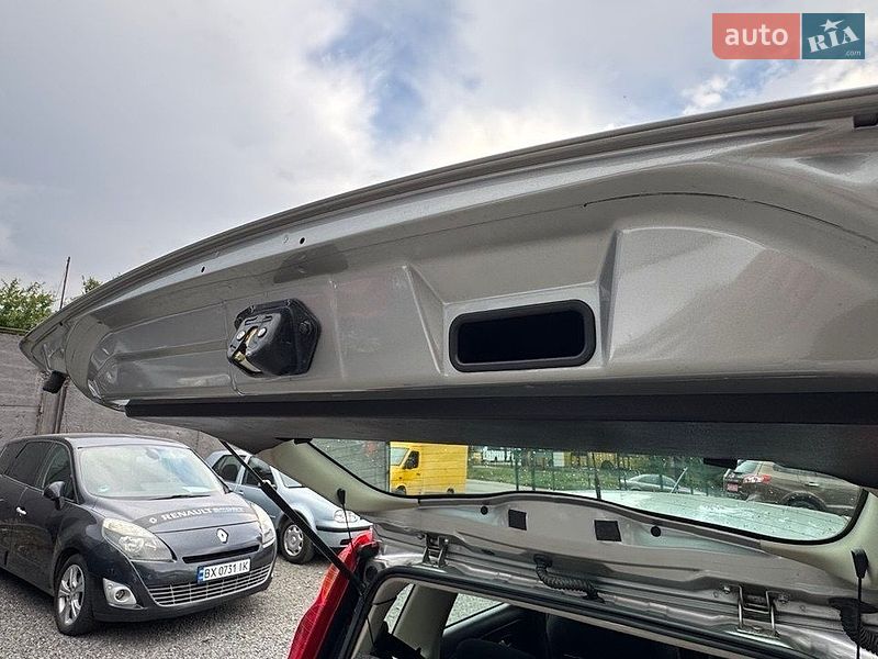Хетчбек Nissan Note 2008 в Хмельницькому