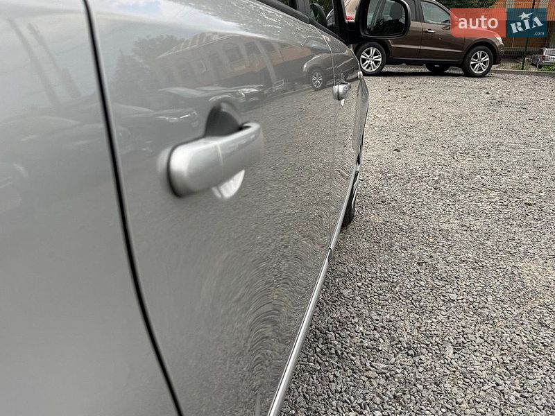 Хетчбек Nissan Note 2008 в Хмельницькому