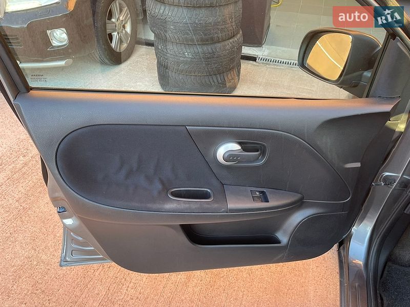 Хэтчбек Nissan Note 2011 в Борисполе