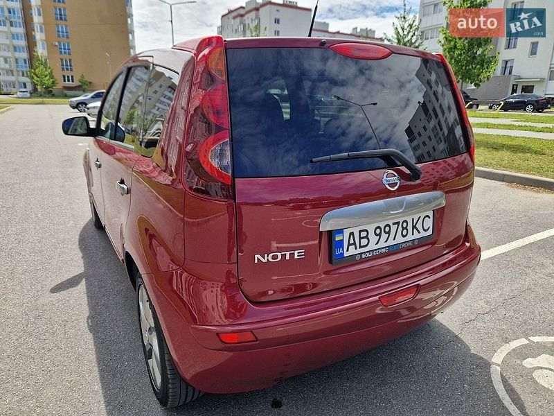 Хетчбек Nissan Note 2011 в Вінниці