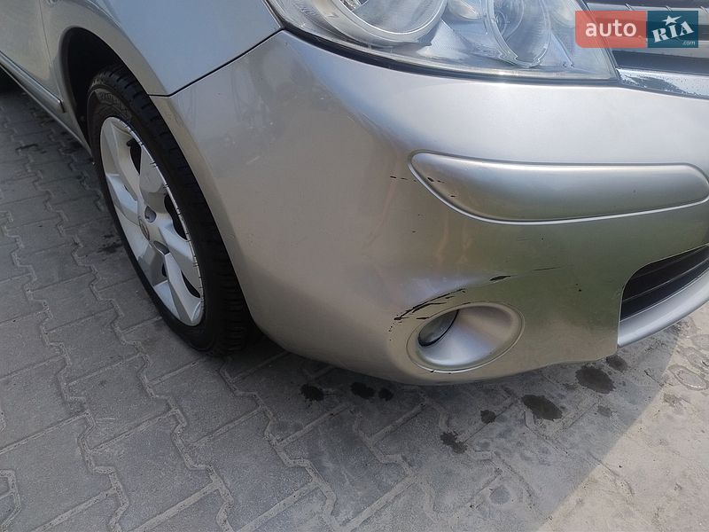 Хэтчбек Nissan Note 2010 в Львове