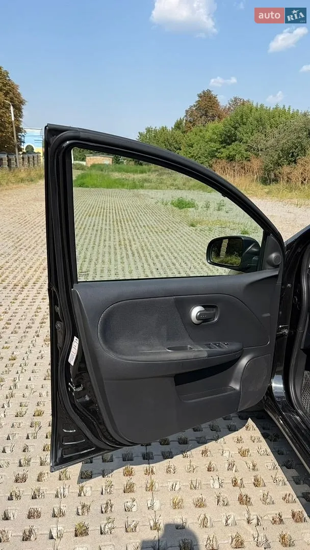 2012 Nissan Note - мініатюра 9