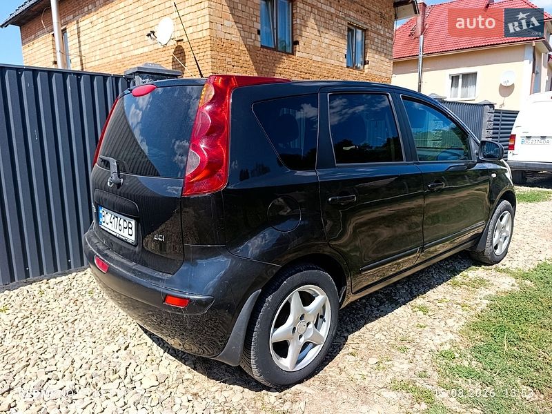 Хетчбек Nissan Note 2008 в Сколе фото 4 Хетчбек Nissan Note 2008 в Сколе