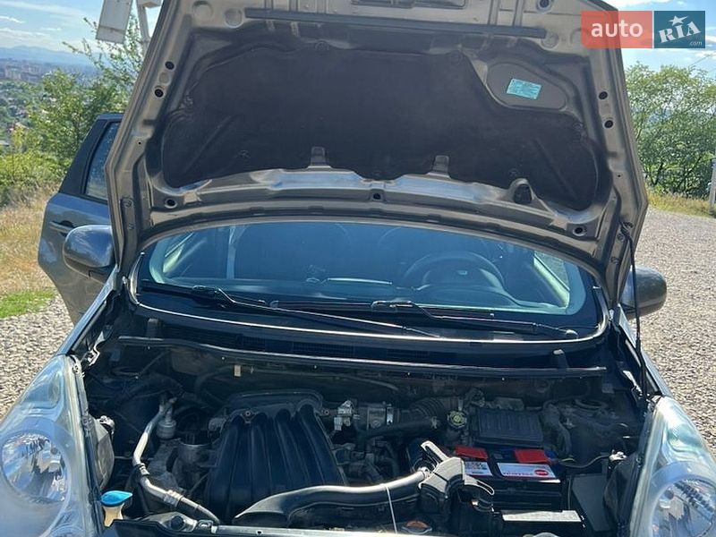 Хетчбек Nissan Note 2010 в Надвірній