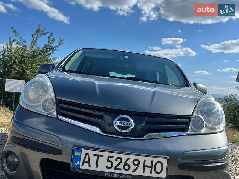 Хетчбек Nissan Note 2010 в Надвірній