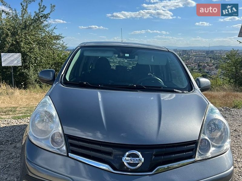 Хетчбек Nissan Note 2010 в Надвірній