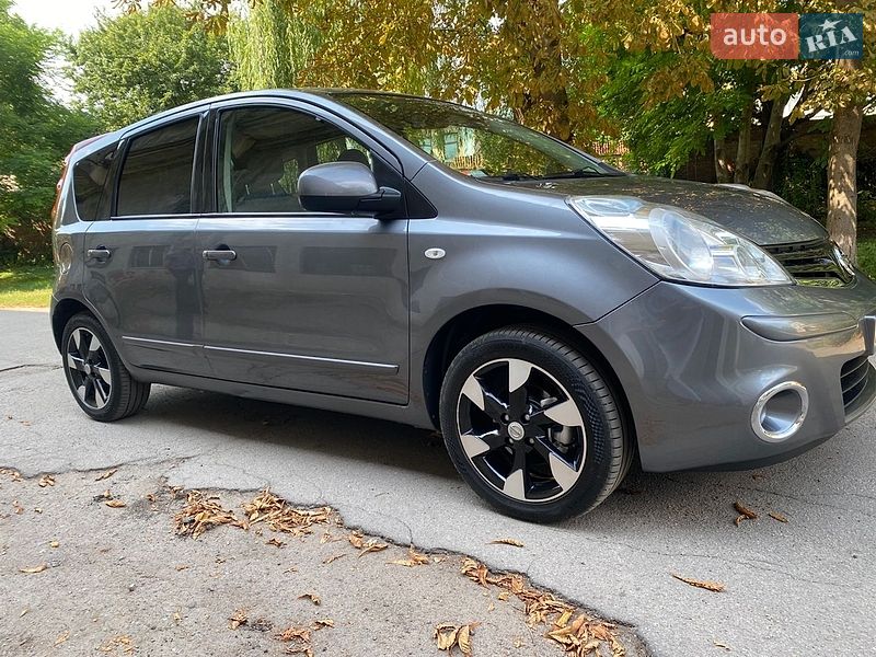 Хэтчбек Nissan Note 2012 в Виннице