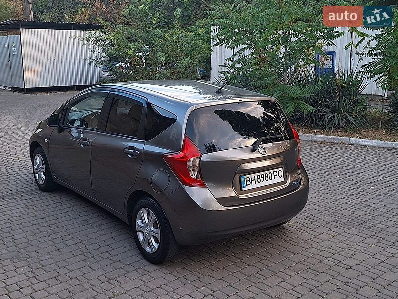 Хетчбек Nissan Note 2012 в Одесі
