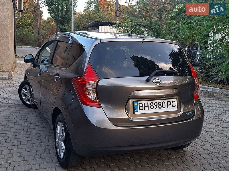 Хетчбек Nissan Note 2012 в Одесі