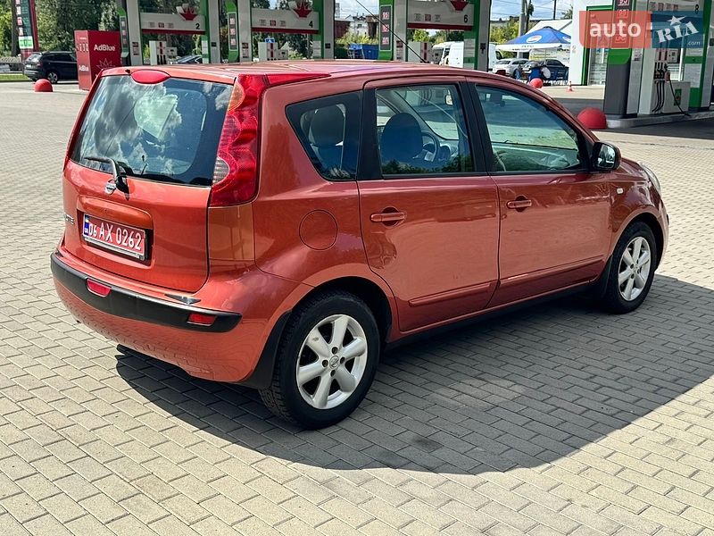 Хэтчбек Nissan Note 2007 в Житомире
