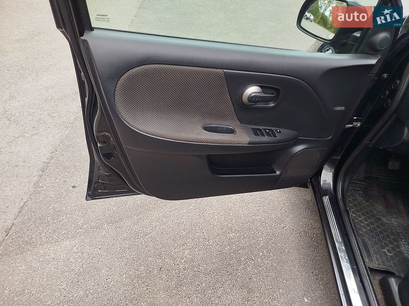 Хетчбек Nissan Note 2008 в Чернігові