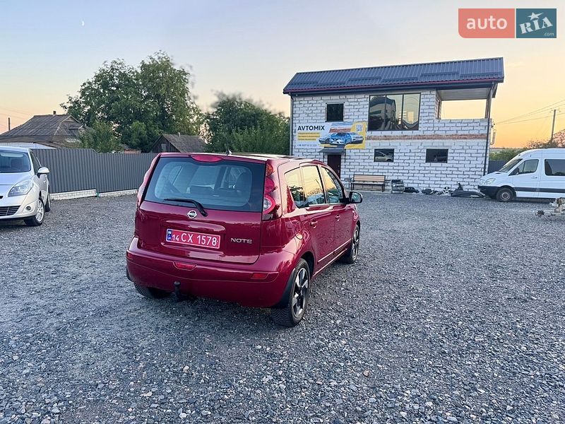 Хэтчбек Nissan Note 2012 в Звенигородке фото 12 Хэтчбек Nissan Note 2012 в Звенигородке