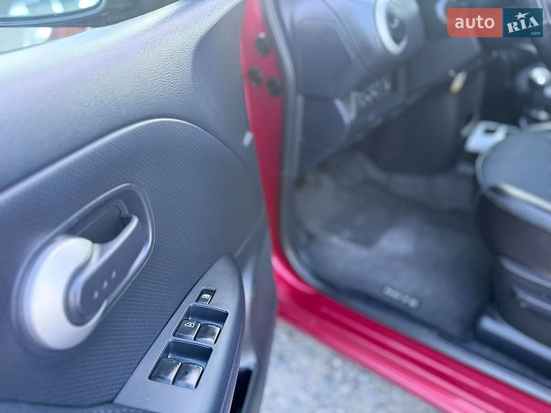 Хэтчбек Nissan Note 2012 в Звенигородке фото 19 Хэтчбек Nissan Note 2012 в Звенигородке