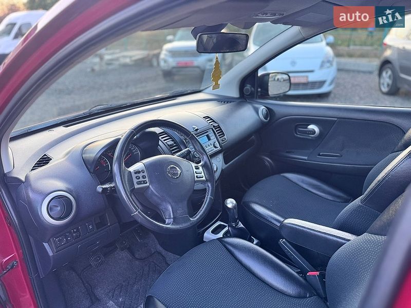 Хэтчбек Nissan Note 2012 в Звенигородке фото 18 Хэтчбек Nissan Note 2012 в Звенигородке