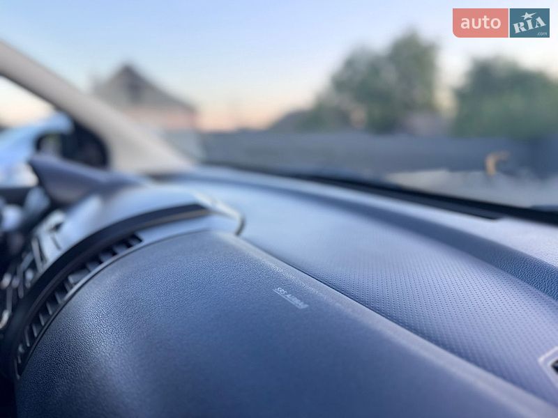 Хэтчбек Nissan Note 2012 в Звенигородке фото 25 Хэтчбек Nissan Note 2012 в Звенигородке